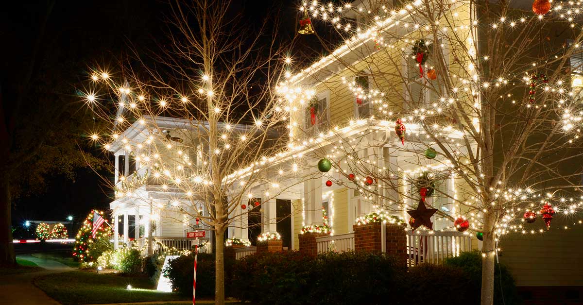 Holiday Light Installation Near Me