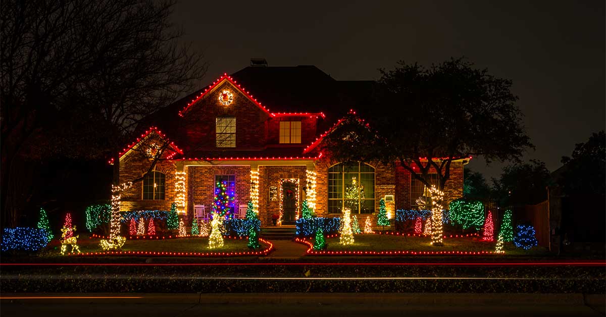 How Much Does It Cost to Get Christmas Lights Installed?